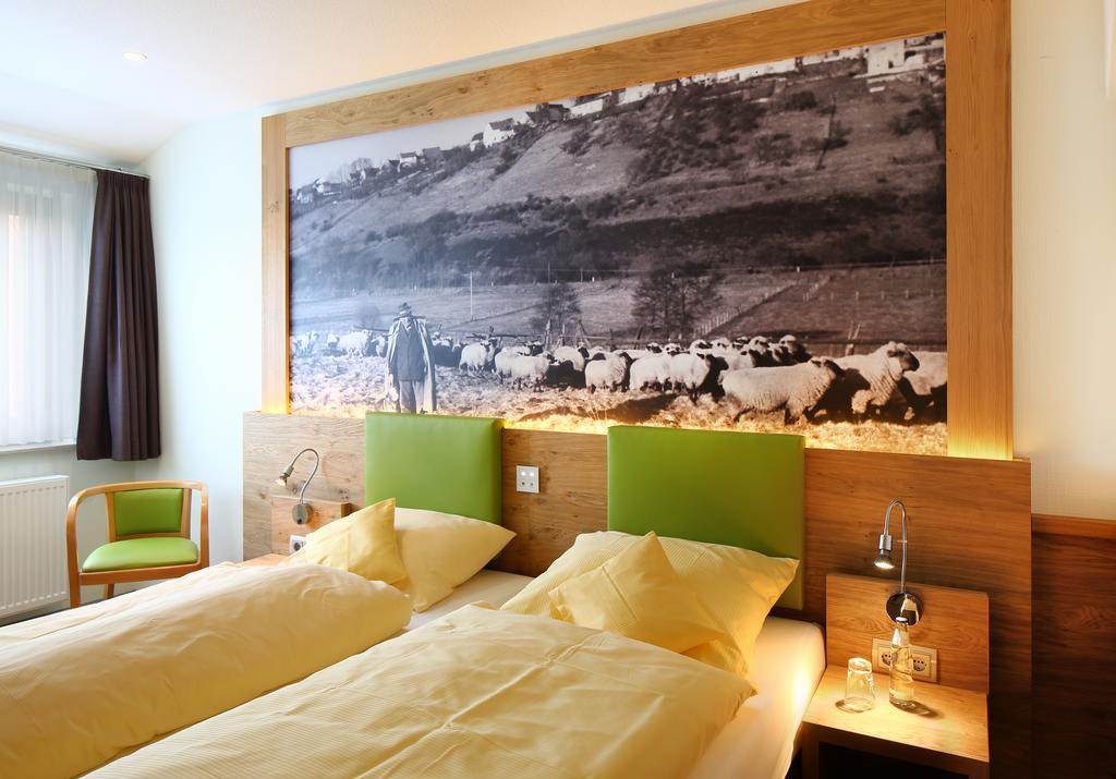 Landgasthof Kaiser Bad Wünnenberg Kamer foto